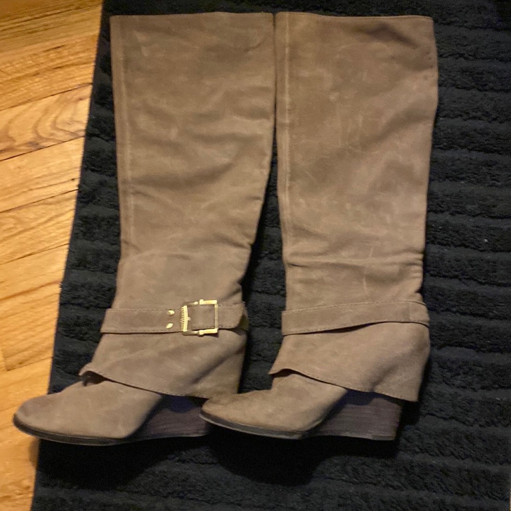 Vince Camuto heeled cuff boot